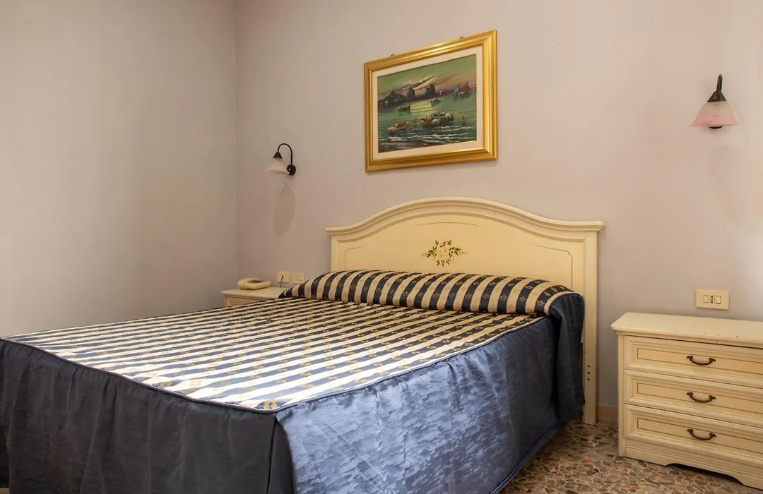 Hotel Ventura-1